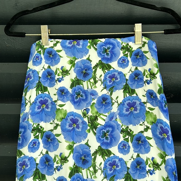 Alice + Olivia Violets Print Skirt - Picture 2 of 9